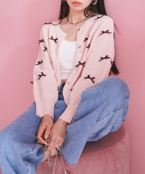 VIS(ビス)の「リネンタッチリボンカーディガン(カーディガン/ボレロ・レディース・キナリ/グレー/ピンク・FREE)」の3枚目の写真