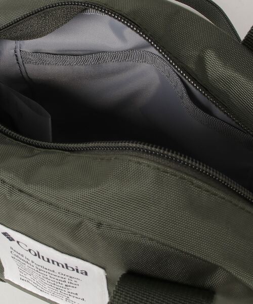 Columbia(コロンビア)の「ミニダッフルショルダー(ショルダーバッグ・メンズ・ブラック×ホワイト/ブラック/ベージュ/カーキ・フリ-)」の7枚目の写真