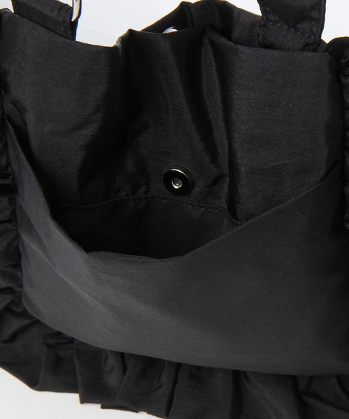 LOWRYS FARM（ローリーズファーム）の「フリルミニショルダーバック 996856（ショルダーバッグ・レディース・ブラック/シルバー/ベージュ/その他/アイボリー/ブルー・FREE）」の16枚目の写真