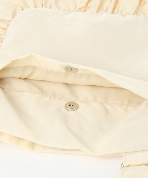 LOWRYS FARM（ローリーズファーム）の「フリルミニショルダーバック 996856（ショルダーバッグ・レディース・ブラック/シルバー/ベージュ/その他/アイボリー/ブルー・FREE）」の19枚目の写真