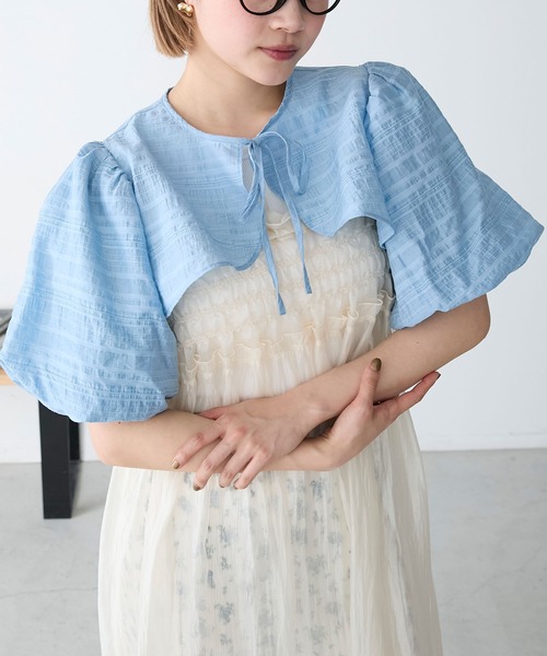 forksy.（フォルクシー）の「【forksy.】シアーボーダーボリュームスリーブボレロ（カーディガン/ボレロ・レディース・ブラック/ブルー/ベージュ・FREE）」の3枚目の写真