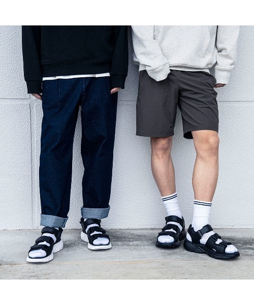 Reebok（リーボック）の「ハイペリウム サンダル / HYPERIUM SANDAL（サンダル・メンズ・ブラック×ホワイト/ブラック×ブラック・30.0cm/29.0cm/28.0cm/27.0cm/26.0cm/25.0cm/24.0cm/23.5cm）」の3枚目の写真