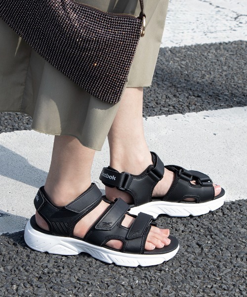 Reebok(リーボック)の「ハイペリウム サンダル / HYPERIUM SANDAL(サンダル・メンズ・ブラック×ホワイト/ブラック×ブラック・30.0cm/29.0cm/28.0cm/27.0cm/26.0cm/25.0cm/24.0cm/23.5cm)」の7枚目の写真