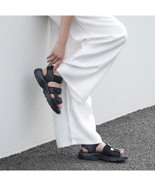 Reebok(リーボック)の「ハイペリウム サンダル / HYPERIUM SANDAL(サンダル・メンズ・ブラック×ホワイト/ブラック×ブラック・30.0cm/29.0cm/28.0cm/27.0cm/26.0cm/25.0cm/24.0cm/23.5cm)」の11枚目の写真