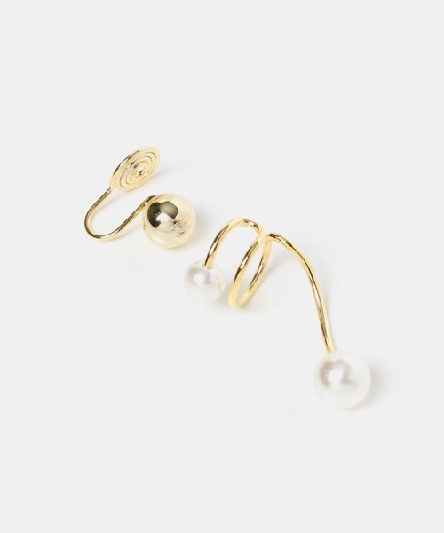 SMELLY(スメリー)の「パール2セットイヤカフ(イヤーカフ・レディース・ゴールド系その他・-)」の8枚目の写真