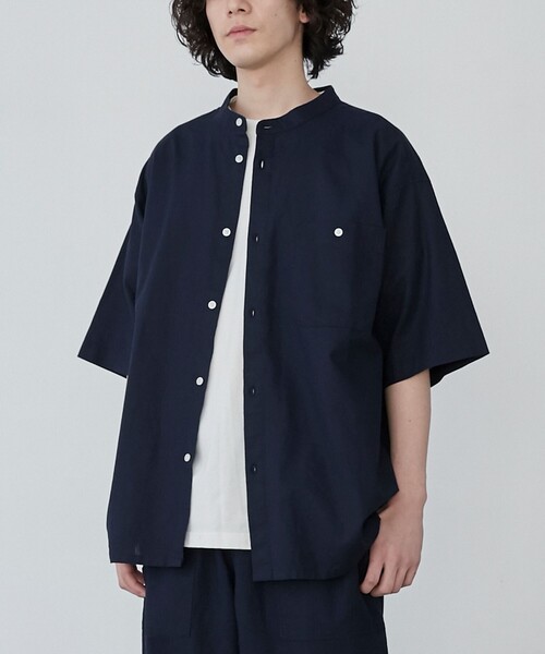 coen（コーエン）の「フレンチリネンコットンバンドカラーシャツ（シャツ/ブラウス・メンズ・オリーブ/ホワイト/ネイビー/ベージュ・XL/L/M/S）」の4枚目の写真