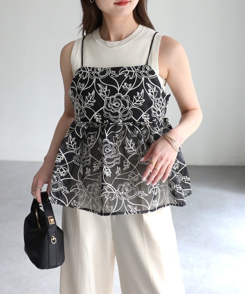 Riberry（リベリー）の「フラワー刺繍ペプラムシアーキャミソール/ビスチェ（キャミソール・レディース・ブラック/アイボリー・FREE）」の15枚目の写真