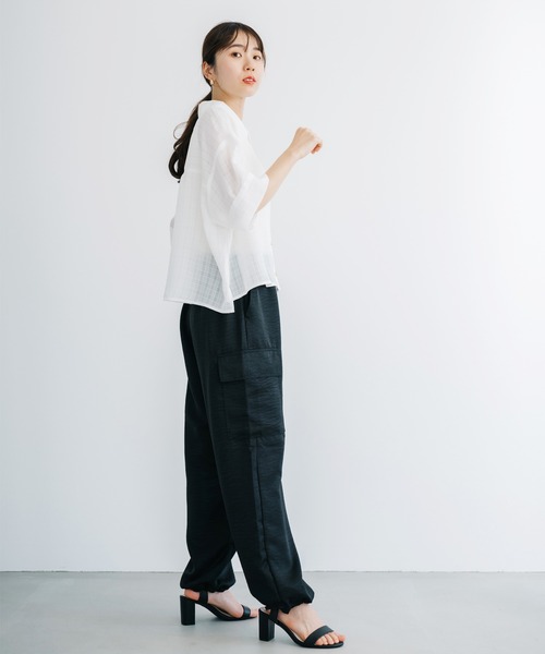 ANNA LUNA(アンナルナ)の「【ANNA LUNA】透け感のあるチェック柄が爽やかなクロップドシャツブラウス!(シャツ/ブラウス・レディース・ブラック/オフホワイト・MEDIUM)」の21枚目の写真