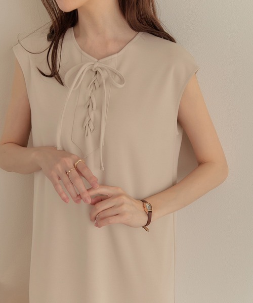 CHAN ME(チャンミ)の「レースアップマーメイドワンピース(ワンピース・レディース・ブラック/ベージュ・MEDIUM/LARGE)」の5枚目の写真