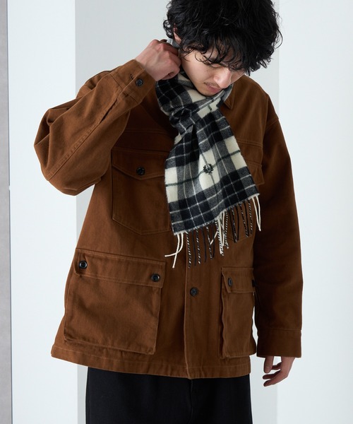 FRED PERRY（フレッドペリー）の「【FRED PERRY】Lambswool Tartan Scarf タータンチェックウールマフラー ギフト プレゼント C8137（マフラー・レディース・ブラック/ネイビー/ベージュ/オフホワイト/ブラック系その他2/ブラウン・FREE）」の16枚目の写真