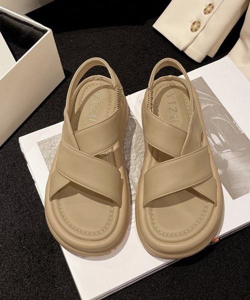 Miniministore(ミニミニストア)の「厚底クロスサンダル コンフォートサンダル(サンダル・レディース・ブラウン/ホワイト/ブラック/ベージュ・23.5cm/23.0cm/22.5cm/24.5cm/24.0cm)」の4枚目の写真