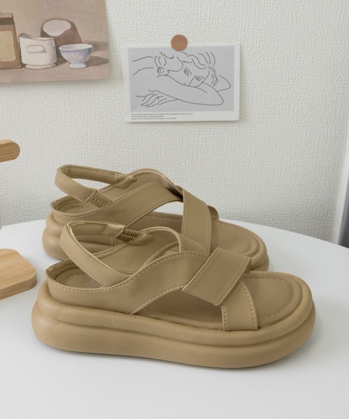 Miniministore(ミニミニストア)の「厚底クロスサンダル コンフォートサンダル(サンダル・レディース・ブラウン/ホワイト/ブラック/ベージュ・23.5cm/23.0cm/22.5cm/24.5cm/24.0cm)」の21枚目の写真