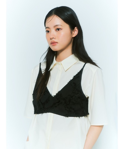 CHAROL(シャロル)の「モノグラムハーフスリーブシャツ(シャツ/ブラウス・レディース・アイボリー/ブルー・FREE)」の15枚目の写真