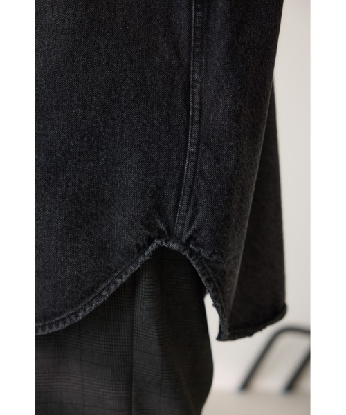 crie conforto（クリーコンフォルト）の「ボーイフレンドデニムシャツ（シャツ/ブラウス・レディース・ライトブラック/ライトブルー・FREE）」の13枚目の写真