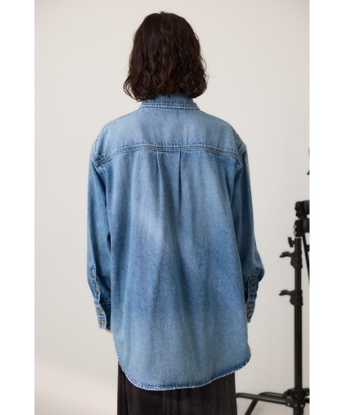 crie conforto（クリーコンフォルト）の「ボーイフレンドデニムシャツ（シャツ/ブラウス・レディース・ライトブラック/ライトブルー・FREE）」の21枚目の写真