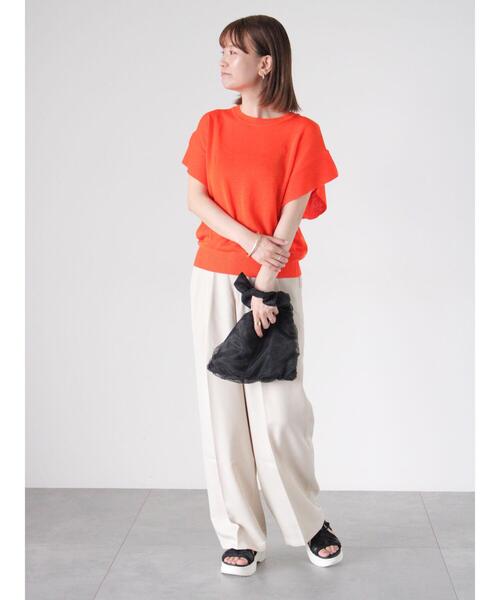 Lugnoncure（ルノンキュール）の「フレアスリーブニット（ニット/セーター・レディース・オレンジ/オフホワイト/ブラック/ブルー/ネイビー・F）」の12枚目の写真