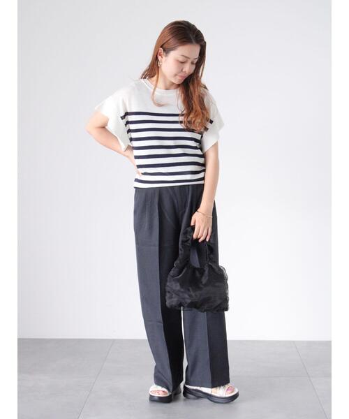 Lugnoncure（ルノンキュール）の「フレアスリーブニット（ニット/セーター・レディース・オレンジ/オフホワイト/ブラック/ブルー/ネイビー・F）」の7枚目の写真