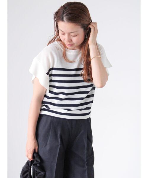 Lugnoncure（ルノンキュール）の「フレアスリーブニット（ニット/セーター・レディース・オレンジ/オフホワイト/ブラック/ブルー/ネイビー・F）」の9枚目の写真