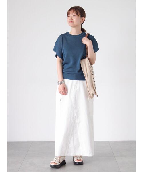 Lugnoncure（ルノンキュール）の「フレアスリーブニット（ニット/セーター・レディース・オレンジ/オフホワイト/ブラック/ブルー/ネイビー・F）」の10枚目の写真