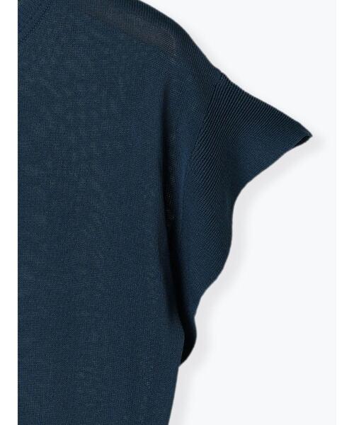 Lugnoncure（ルノンキュール）の「フレアスリーブニット（ニット/セーター・レディース・オレンジ/オフホワイト/ブラック/ブルー/ネイビー・F）」の16枚目の写真