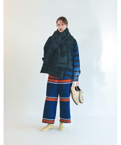 F/CE. （エフシーイー）の「F/CE. FT DOWN SCARF / エフシーイー FT ダウンスカーフ（マフラー・メンズ・ブラウン/ブルー/セージグリーン/ブラック/オリーブ・FREE）」の22枚目の写真