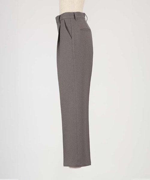 1chaku.（イッチャク）の「ベーシックタックスラックス（スラックス・レディース・モカ/ダークベージュ/グレー/ネイビー/ブラック・マルチサイズ）」の14枚目の写真