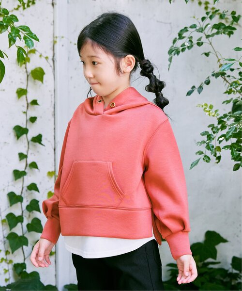 ikka(イッカ)の「【洗濯機で洗える/親子コーデ】GOKU楽ダンボールレイヤーパーカー(120~160cm)(パーカー・キッズ・ベージュ/モカ/レッド系その他・120/130/140/150/160)」の4枚目の写真