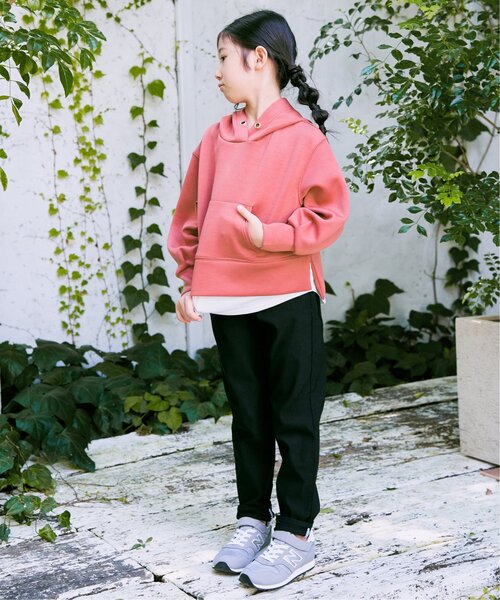 ikka(イッカ)の「【洗濯機で洗える/親子コーデ】GOKU楽ダンボールレイヤーパーカー(120~160cm)(パーカー・キッズ・ベージュ/モカ/レッド系その他・120/130/140/150/160)」の6枚目の写真