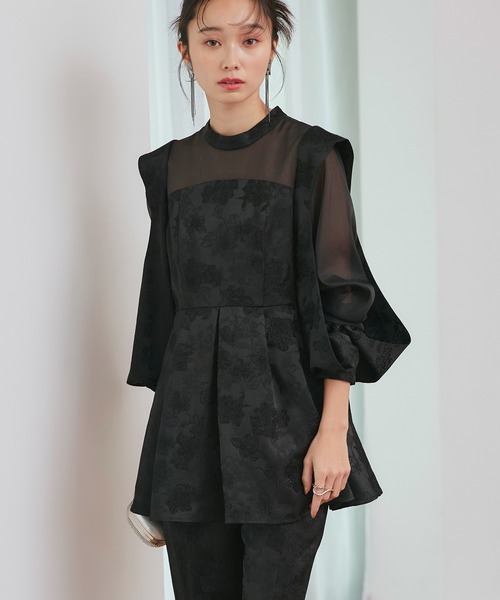 オケージョンドレス 結婚式 ｜ スリットスリーブペプラムトップス