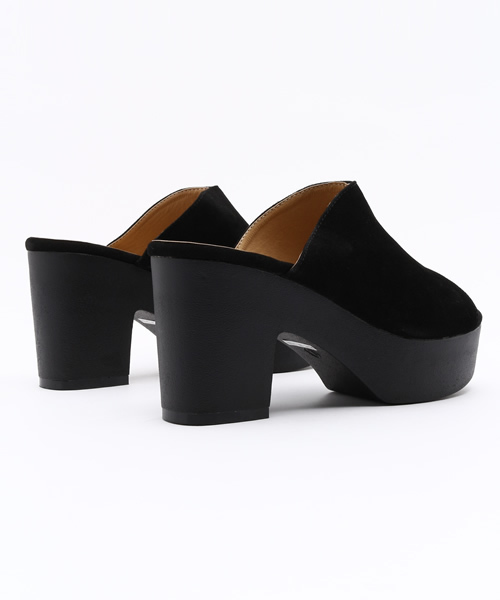 Chico(チコ)の「スエードサボ(サンダル・レディース・ブラック・LARGE)」の4枚目の写真