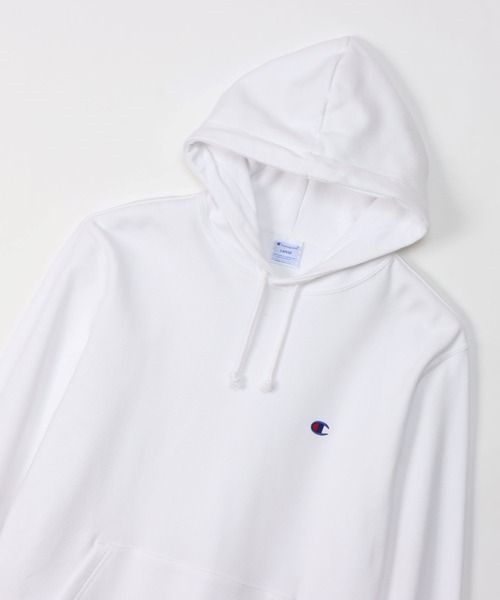 Champion（チャンピオン）の「Champion ワンポイントロゴパーカー（パーカー・メンズ・ホワイト/グリーン/オートミール/ネイビー/パープル/ブラック/杢グレー・M/L/XL）」の2枚目の写真