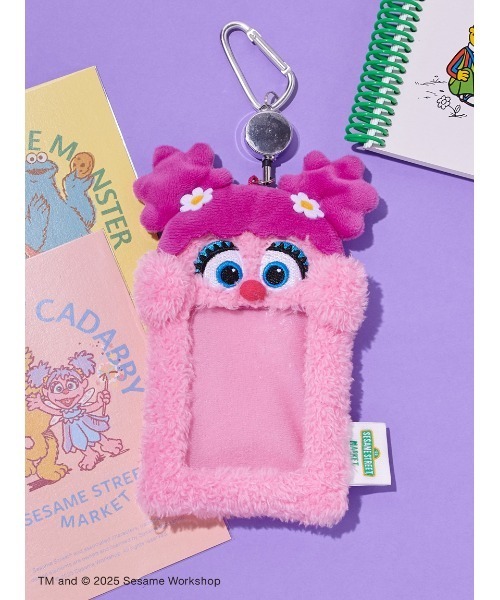 SESAME STREET（セサミストリート）の「カードホルダー アビー（パス