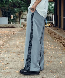 SIDE ZIP WIDE SLACKS