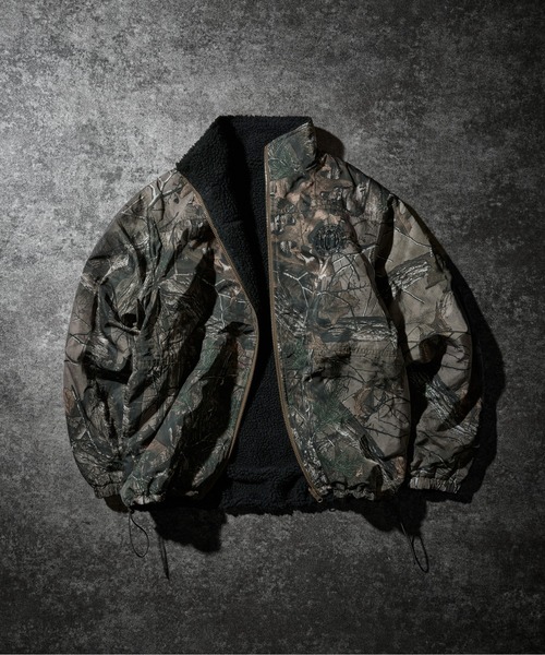 kutir(クティール)の「2WAY REVERSIBLE NYLON BOA BLOUSON/2wayリバーシブルナイロンボアブルゾン(ブルゾン・メンズ・ブラック系/グレイッシュベージュ/ネイビー/ブラック/チャコールグレー/ネイビー系/ライトグレー/カーキ/ボルドー/ベージュ/その他/カーキ系/ベージュ系その他/ブラウン系/グリーン系・SMALL/MEDIUM/LARGE/X-LARGE)」の5枚目の写真