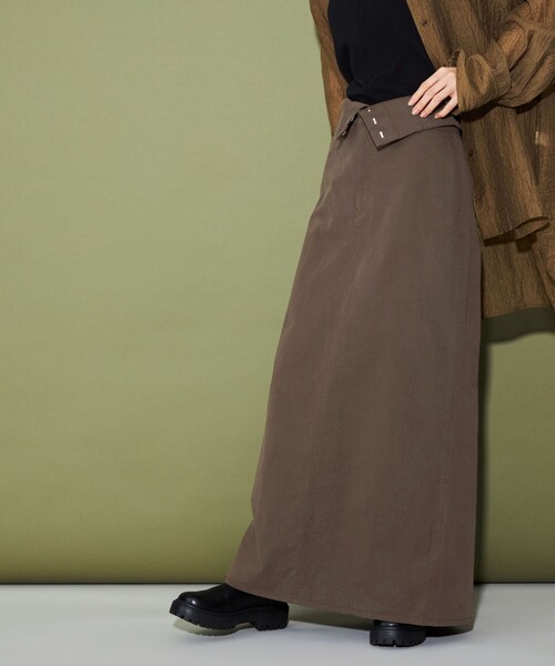 CITEN（シテン）の「＜CITEN＞ホックディテール ナロースカート（スカート・レディース・ブラウン/ブラック・S/M）」の3枚目の写真