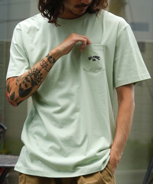 BILLABONG(ビラボン)の「BILLABONG メンズ R STYLE Tシャツ 【2024年秋冬モデル】/ビラボンワンポイントロゴ胸ポケット半袖Tシャツ(Tシャツ/カットソー・メンズ・ミント/ホワイト/レッド系その他/グレー/ブラック・X-LARGE/LARGE/MEDIUM)」の4枚目の写真