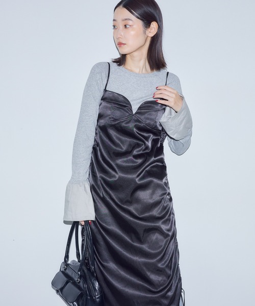 BARRETTA(バレッタ)の「サテンキャミワンピース(ワンピース・レディース・ブラック/アイボリー・FREE)」の2枚目の写真