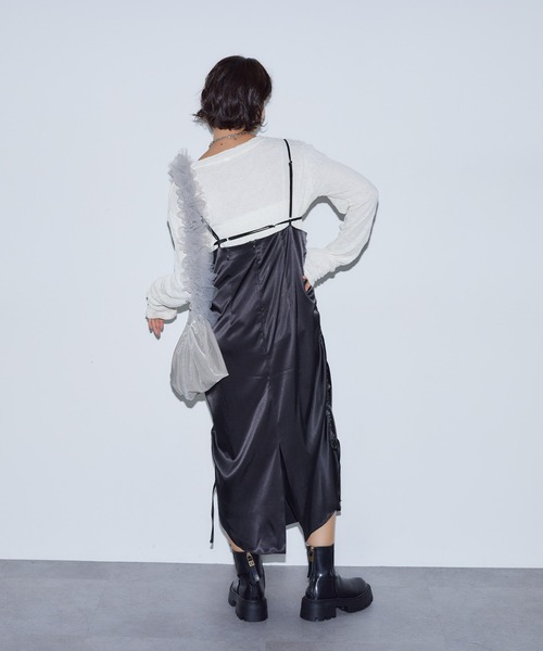 BARRETTA(バレッタ)の「サテンキャミワンピース(ワンピース・レディース・ブラック/アイボリー・FREE)」の8枚目の写真