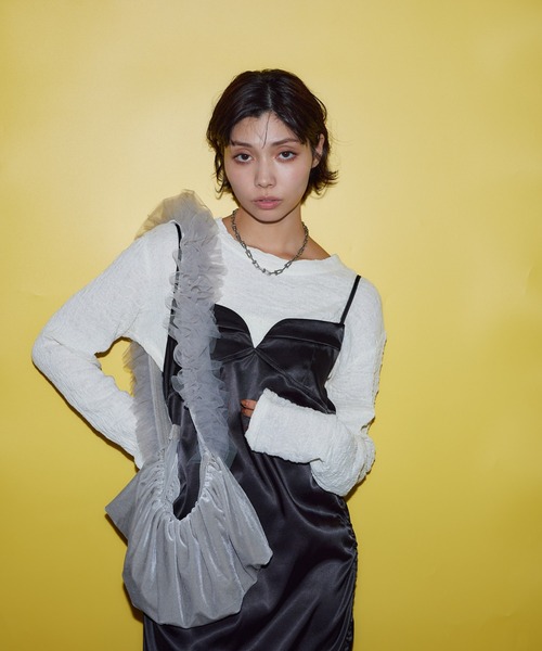 BARRETTA(バレッタ)の「サテンキャミワンピース(ワンピース・レディース・ブラック/アイボリー・FREE)」の11枚目の写真