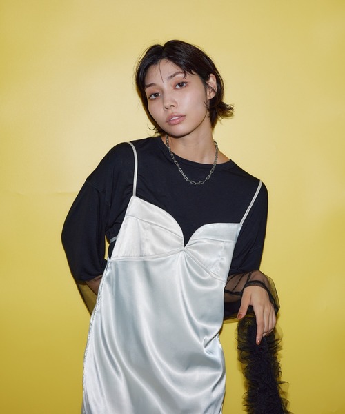 BARRETTA(バレッタ)の「サテンキャミワンピース(ワンピース・レディース・ブラック/アイボリー・FREE)」の12枚目の写真