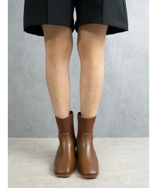 Fabby fabby（ファビィーファビィー）の「ニットリブショートブーツ（ブーツ・レディース・ライトベージュ/キャメル/ブラック・SMALL/MEDIUM/LARGE）」の15枚目の写真