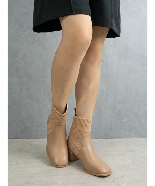 Fabby fabby（ファビィーファビィー）の「ニットリブショートブーツ（ブーツ・レディース・ライトベージュ/キャメル/ブラック・SMALL/MEDIUM/LARGE）」の22枚目の写真