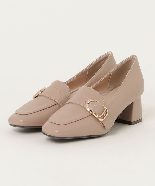 TRUDEA（トルディア）の「ベルトデザインパンプス（パンプス・レディース・ブラック/グレイッシュベージュ/ライトグレー・LARGE/MEDIUM/SMALL）」の2枚目の写真