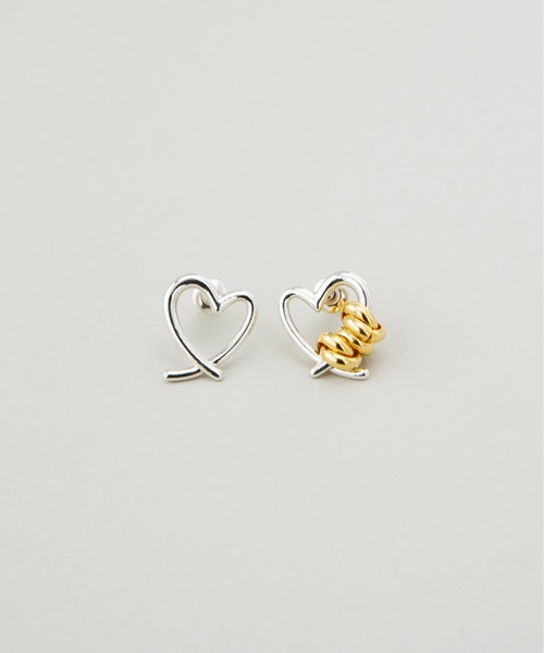 Casselini（キャセリーニ）の「LAPUIS(ラピュイ)Line Coil Heart pierced earrings M（ピアス（両耳用）・レディース・ゴールド/マルチ・FREE）」の14枚目の写真