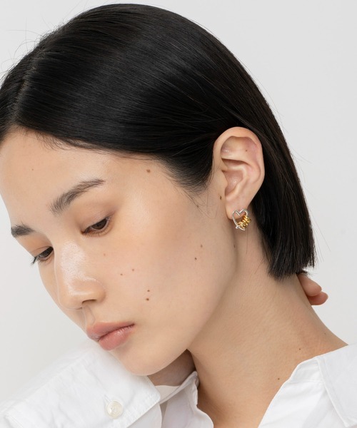 Casselini（キャセリーニ）の「LAPUIS(ラピュイ)Line Coil Heart pierced earrings M（ピアス（両耳用）・レディース・ゴールド/マルチ・FREE）」の20枚目の写真