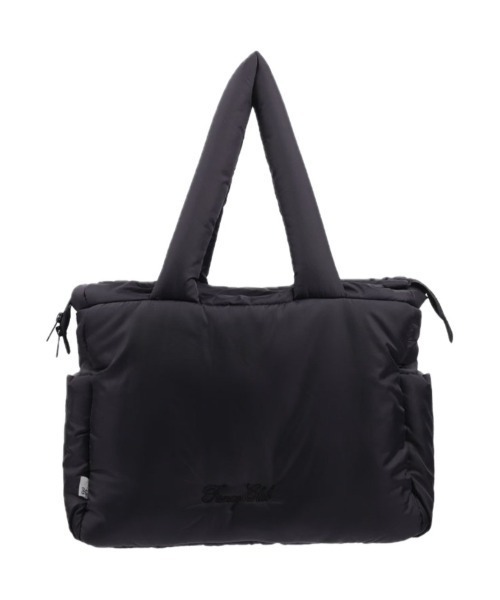 FANCY CLUB(ファンシークラブ)の「韓国ブランド NASTY FANCY CLUB ナスティーファンシークラブ CUDDLE PADDED SHOULDER BAG ロゴバッグ パディッドショルダーバッグ 大容量バッグ ボリュームバッグ 肩掛けバッグ 韓国ファッション 韓国ストリート ストリートファッション(ショルダーバッグ・レディース・ブラック/グレー・ONE SIZE)」の9枚目の写真