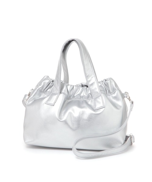 LAKOLE（ラコレ）の「クチギャザーミニショルダーバッグ / 152716（ショルダーバッグ・レディース・シルバー/オフホワイト/ブラック/ピンク・FREE）」の4枚目の写真