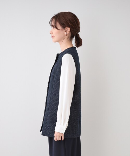 SHOO・LA・RUE（シューラルー）の「【セレモニーからデイリーまで】フリンジ ツイードジレ（ベスト・レディース・アイボリー系3/ネイビー系3・04/03/02/01/05）」の18枚目の写真