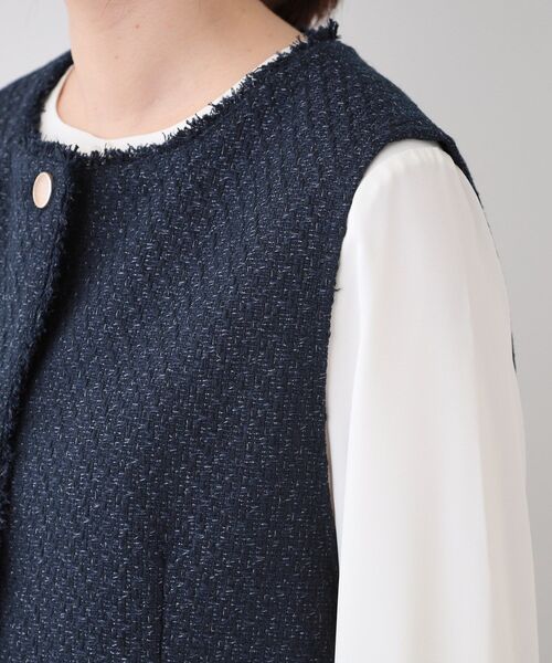 SHOO・LA・RUE（シューラルー）の「【セレモニーからデイリーまで】フリンジ ツイードジレ（ベスト・レディース・アイボリー系3/ネイビー系3・04/03/02/01/05）」の21枚目の写真