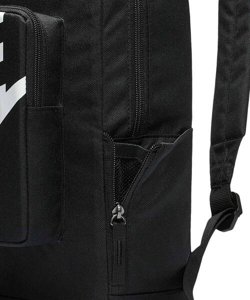 NIKE（ナイキ）の「ナイキ クラシック キッズバックパック (16L) / Nike Classic Kids' Backpack (16L) BA5928-010 Black（バックパック/リュック・キッズ・ブラック・ONE SIZE）」の6枚目の写真